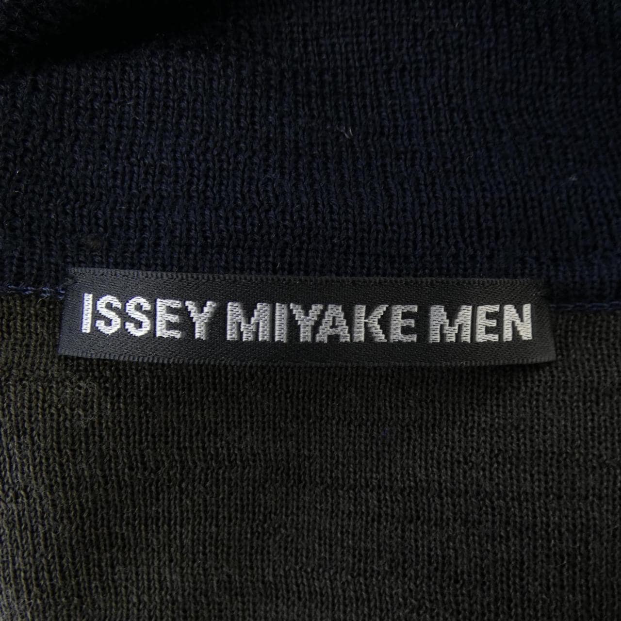 イッセイミヤケメン ISSEY MIYAKE MEN ME83KN004 ニット