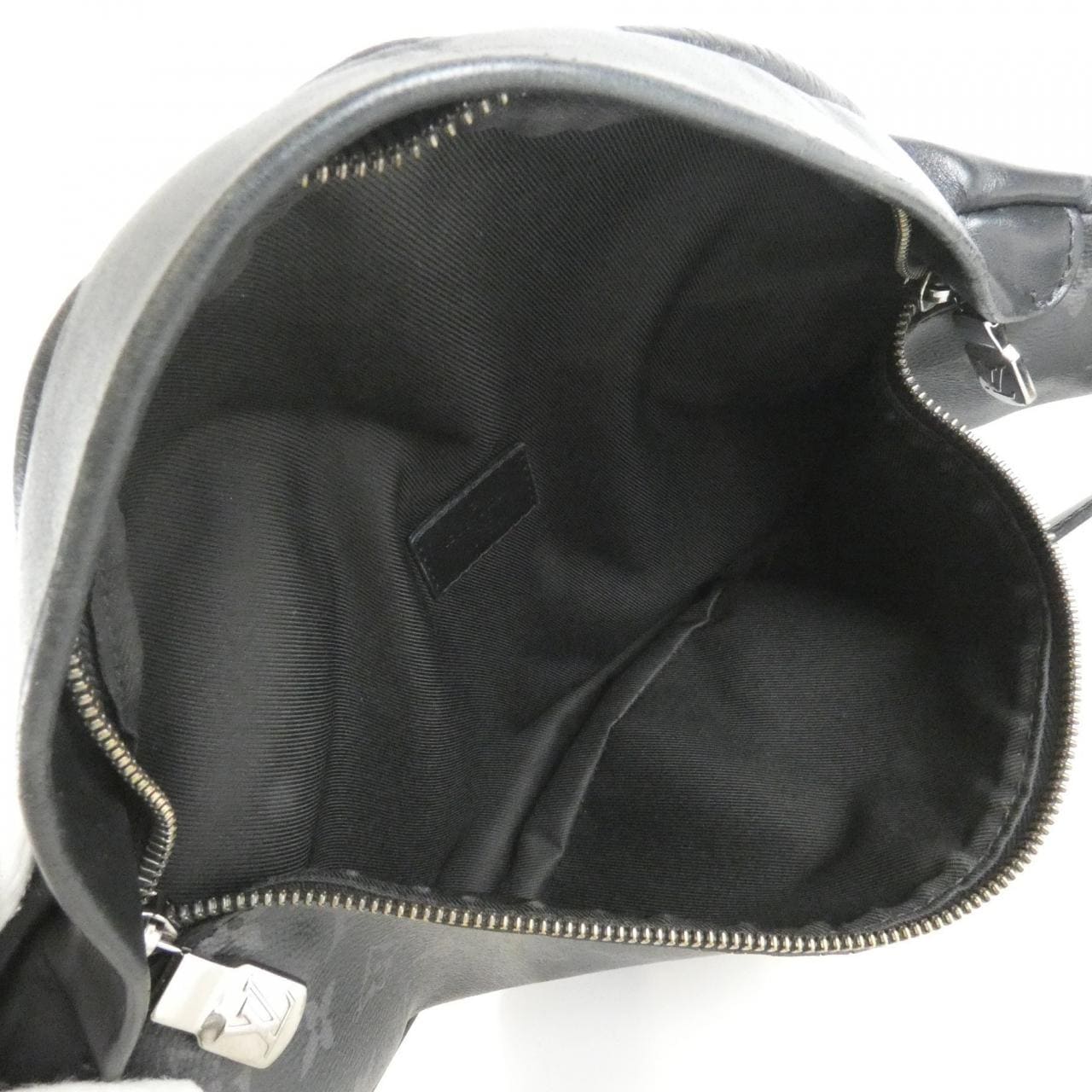 ルイヴィトン モノグラム エクリプス ディスカバリー バムバッグ M44336 ショルダーバッグ