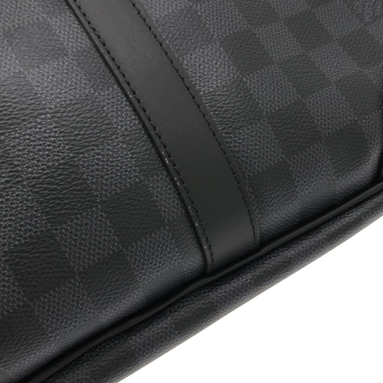 ルイヴィトン ダミエ グラフィット ポルト ドキュマン ヴォワヤージュ N40445 バッグ