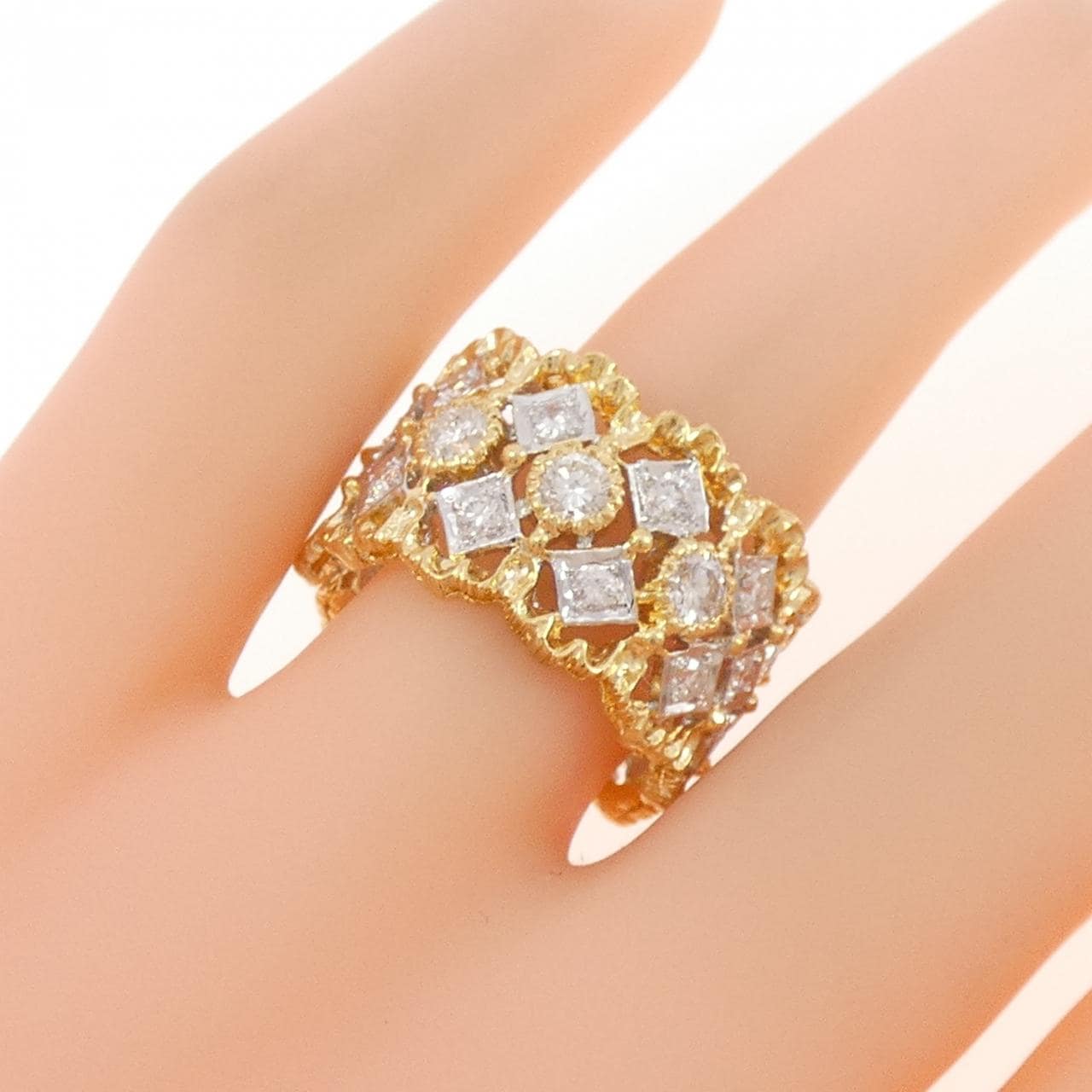 K18YG/K18WG ダイヤモンド リング 0.69CT