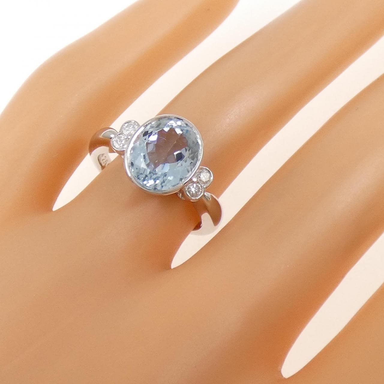 PT900 アクアマリン リング 2.66CT