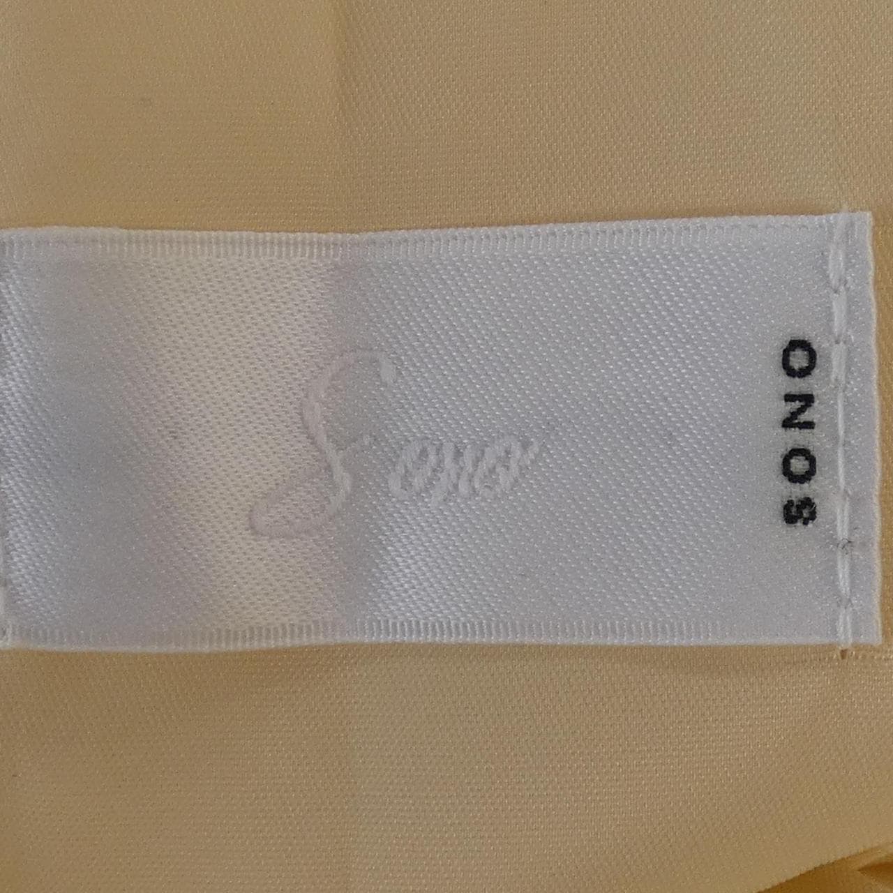 ソーノ SONO トップス