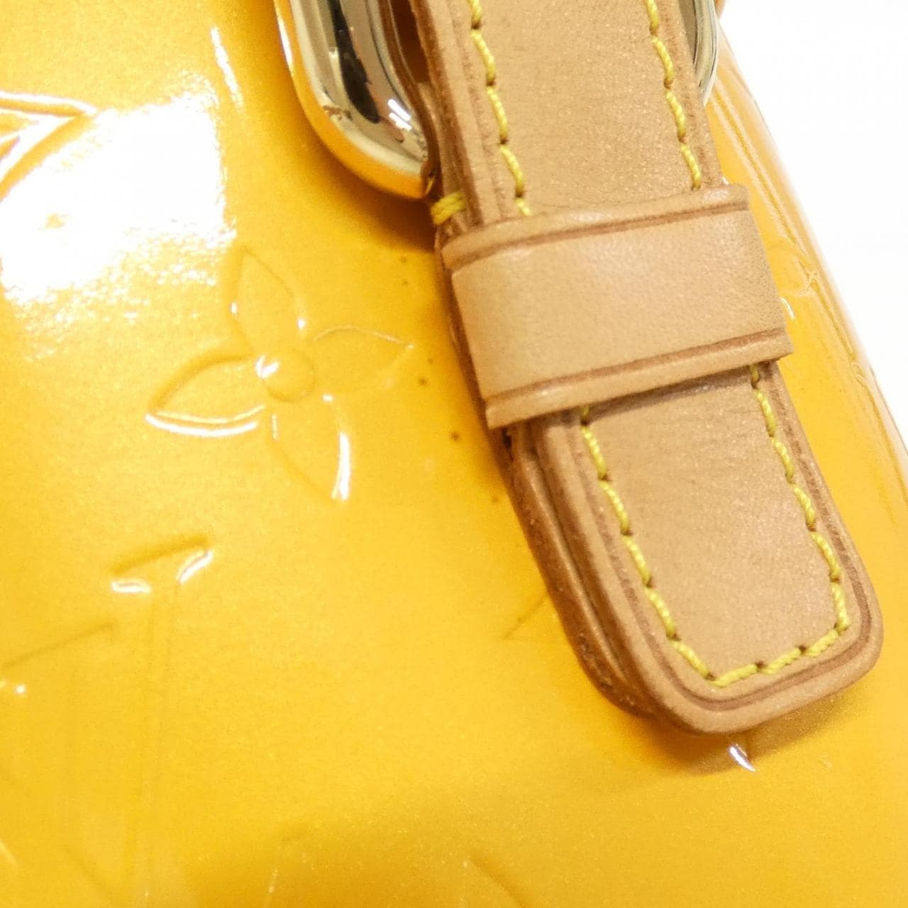 ルイヴィトン ヴェルニ アスター プレイス M91100 ショルダーバッグ