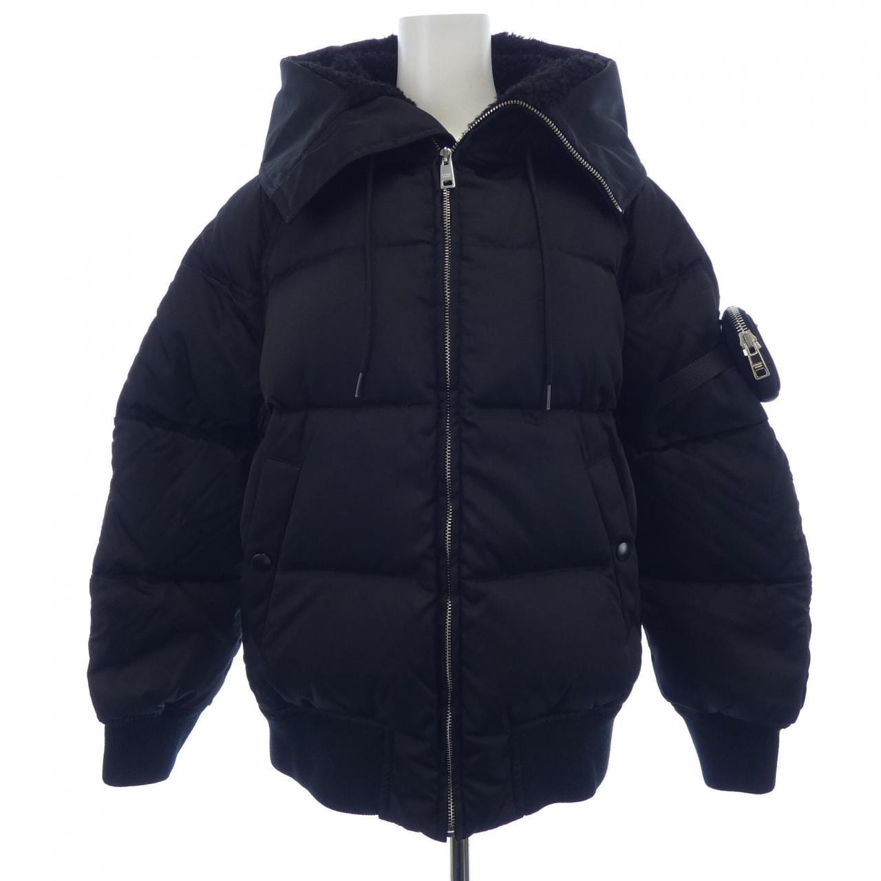 プラダ PRADA 291811 S202 1WQ8 ダウンジャケット