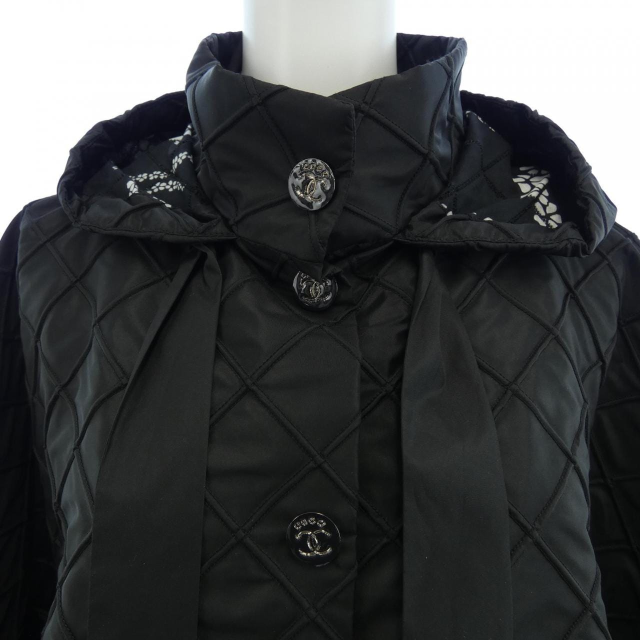 シャネル CHANEL LOOK16 P78566V71038 25 ケープ