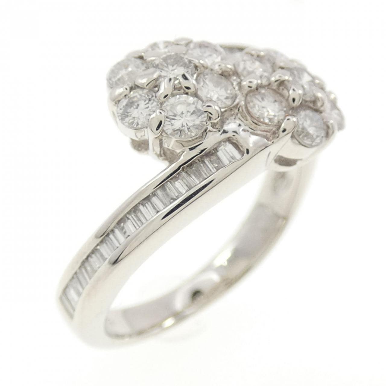 PT900 フラワー ダイヤモンド リング 1.00CT