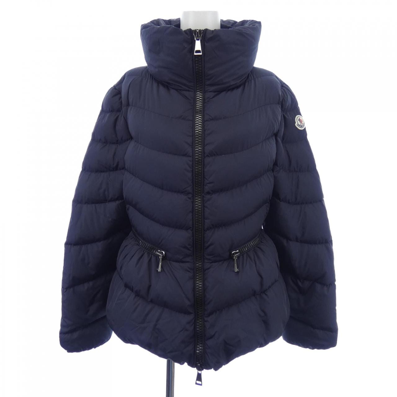 モンクレール MONCLER ダウンジャケット