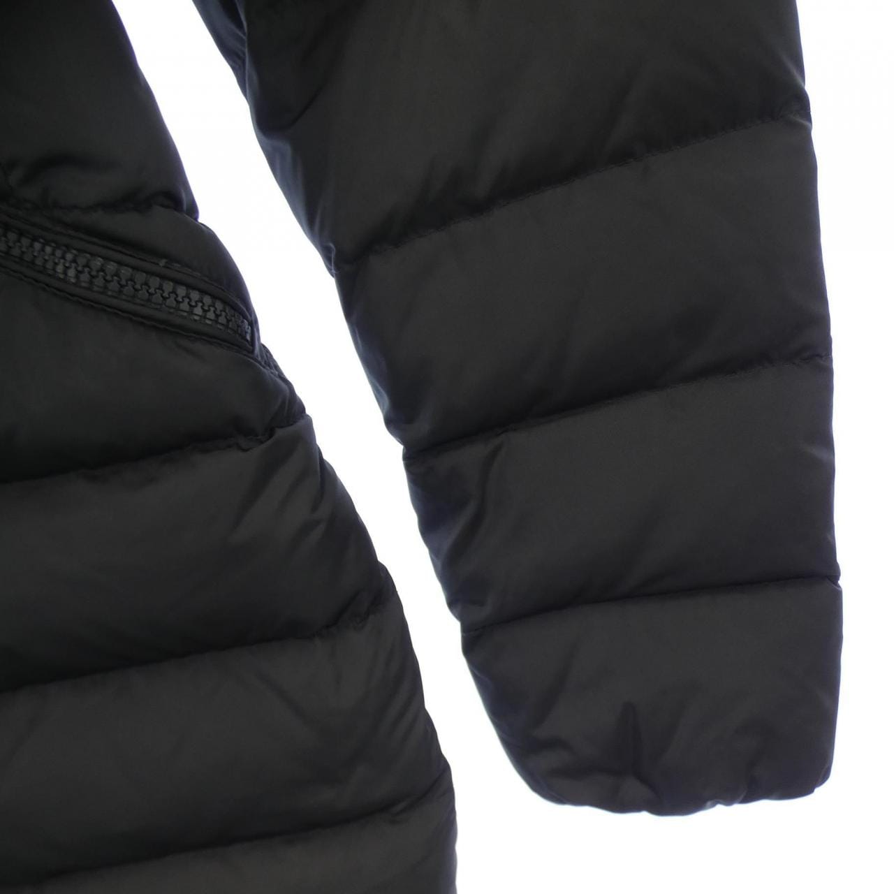 モンクレール MONCLER ダウンコート