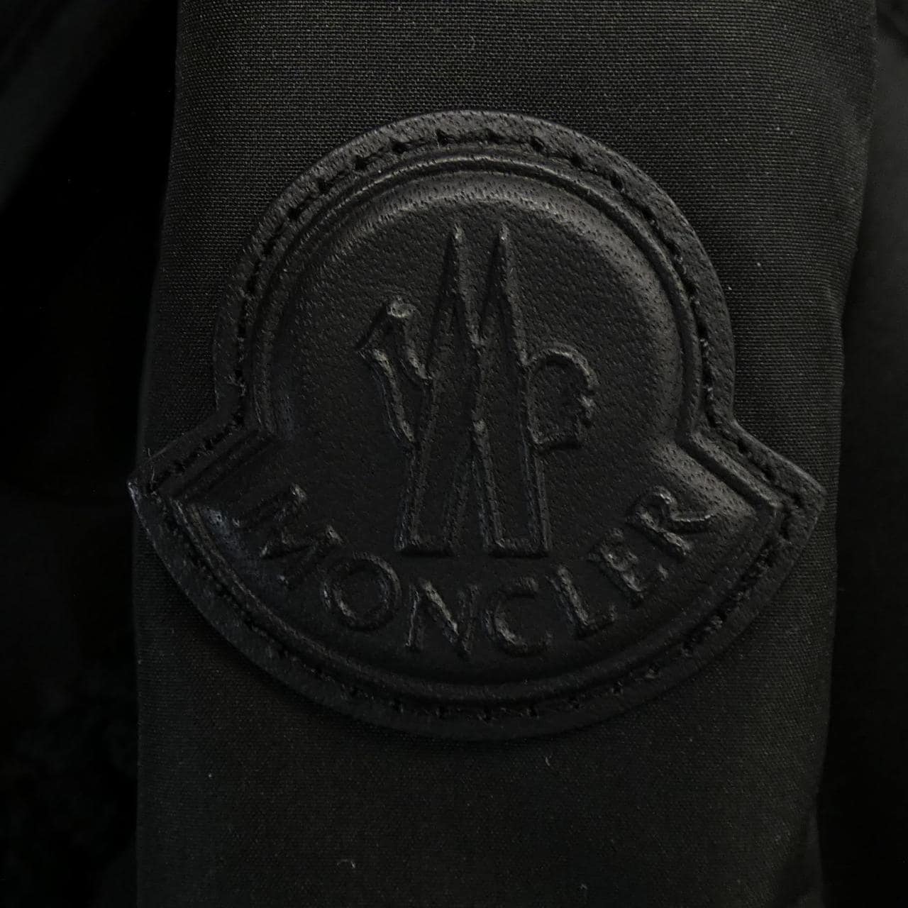 モンクレール MONCLER NEVERS ノーカラージャケット