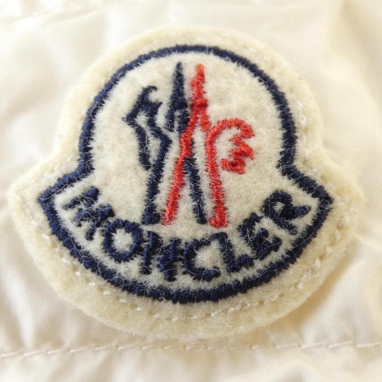 MONCLER BLENNIE down jacket