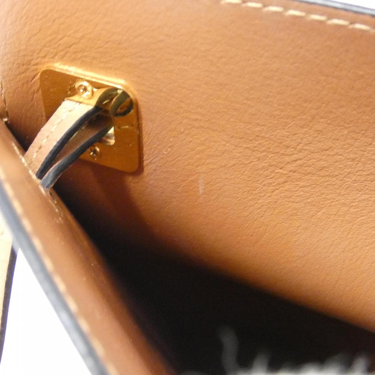 ロエベ ダイス ポケット C630R12X01 ショルダーバッグ