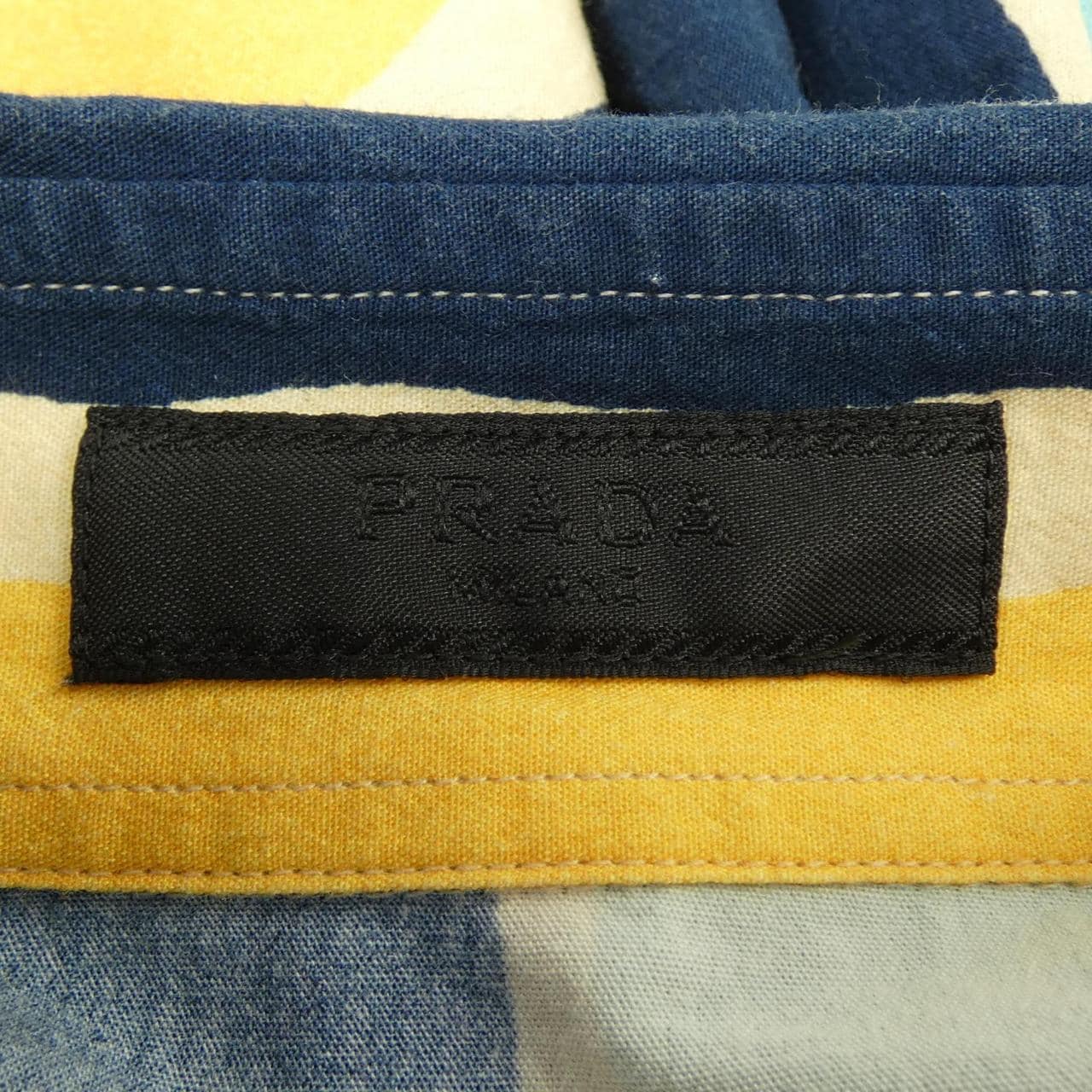 プラダ PRADA トライアングルロゴ SC568 S221 10EO シャツ