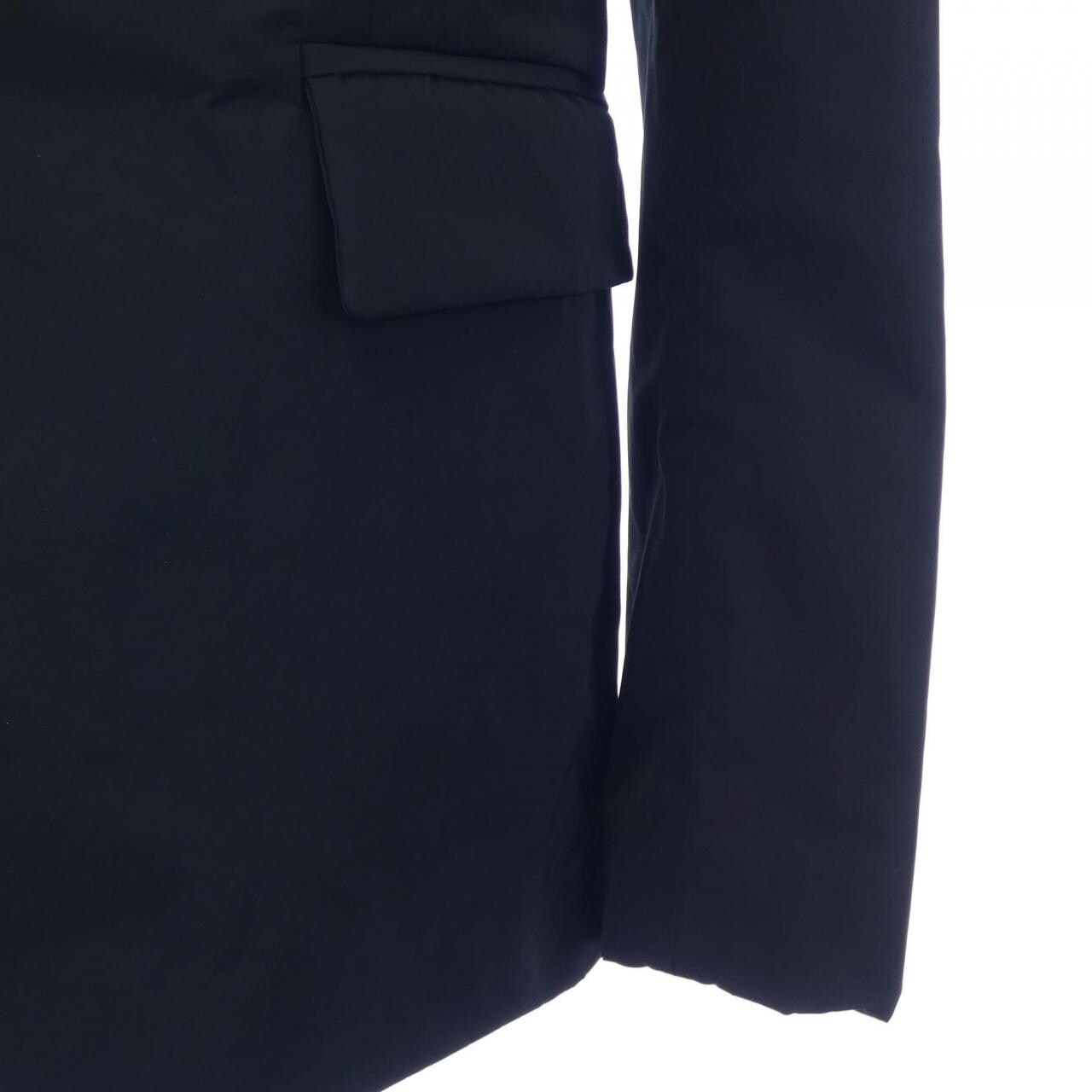 モンクレール MONCLER ダウンジャケット