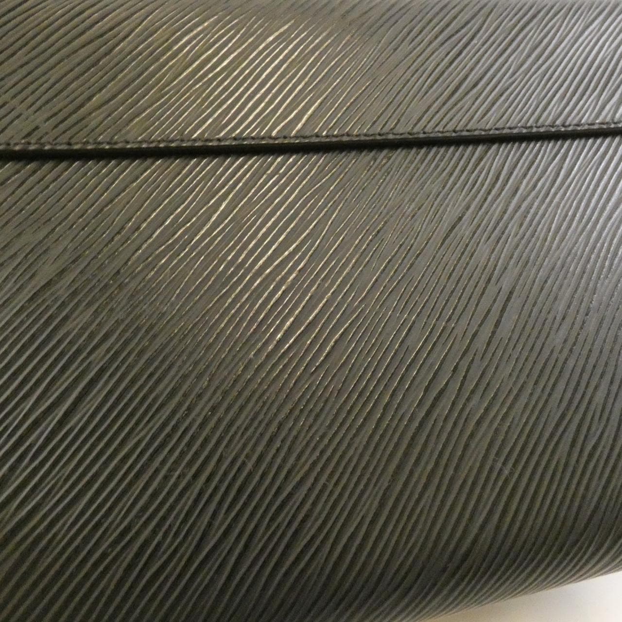 ルイヴィトン エピ ツイスト MM M54804 ショルダーバッグ