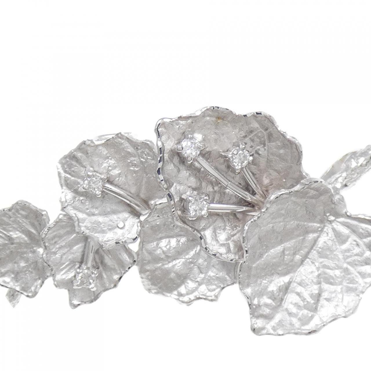 K18WG/14KWG Leaf Diamond Brooch 0.10CT