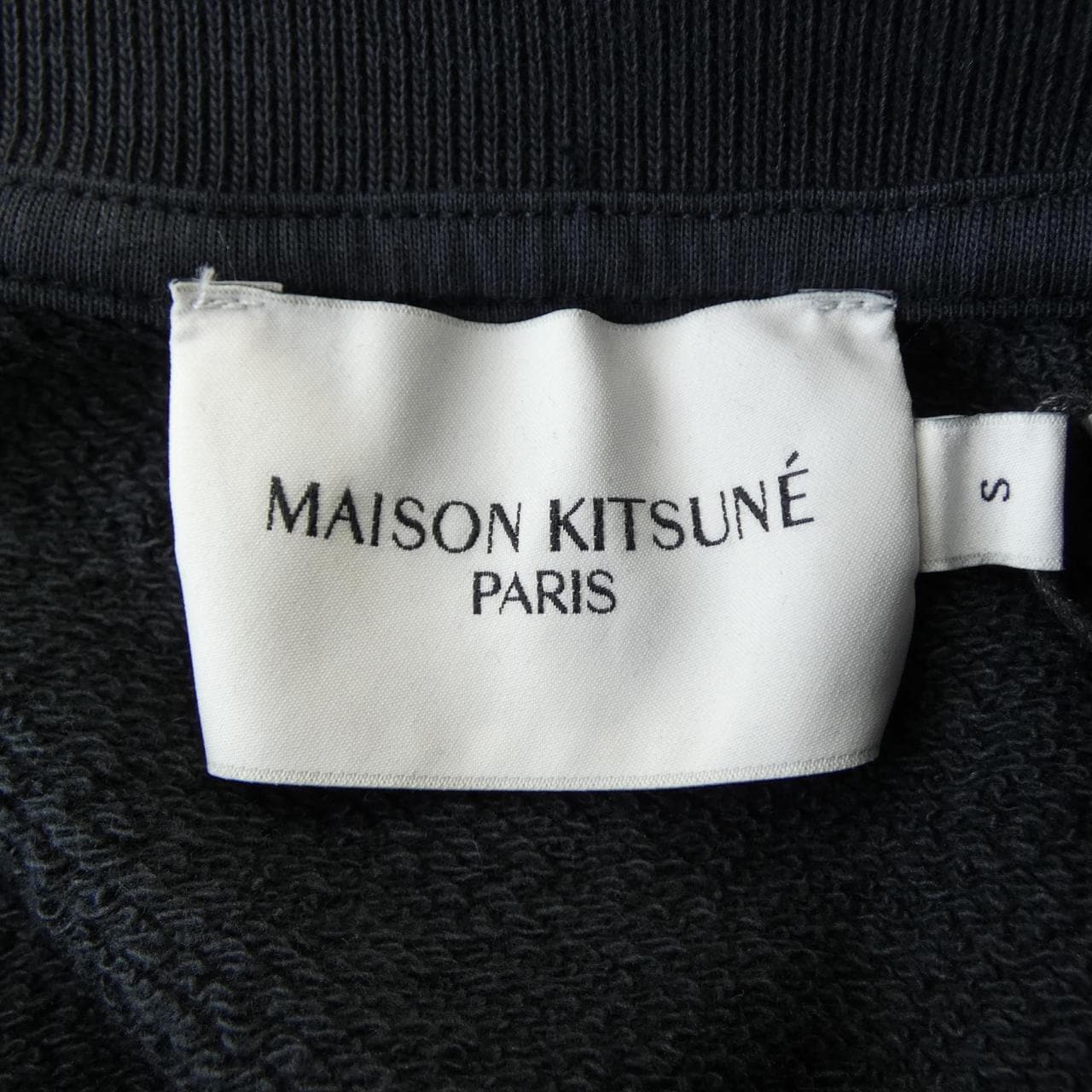 メゾンキツネ MAISON KITSUNE FM00358KM0002 スウェット