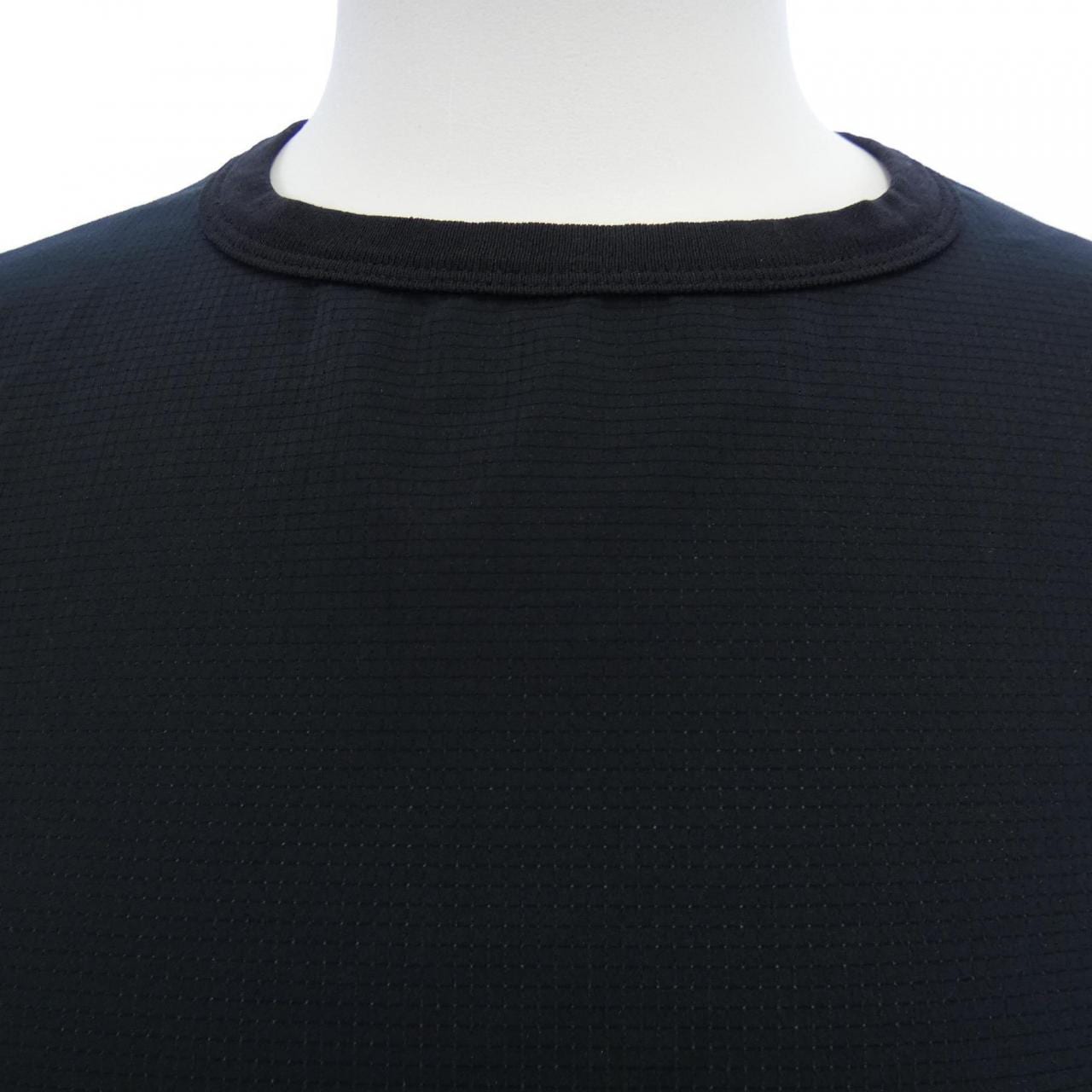 テアトラ TEATORA Tシャツ