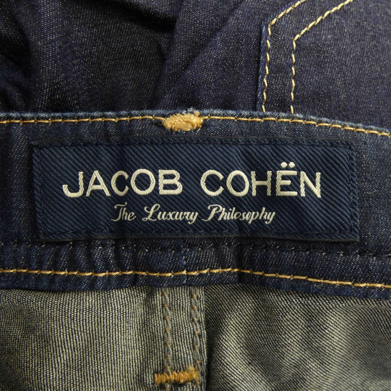 ヤコブコーエン JACOB COHEN ジーンズ