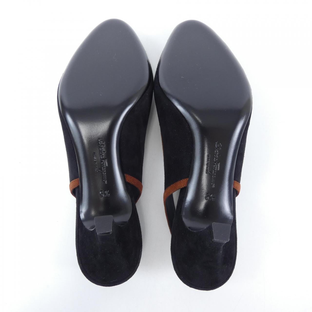 サルヴァトーレフェラガモ SALVATORE FERRAGAMO パンプス