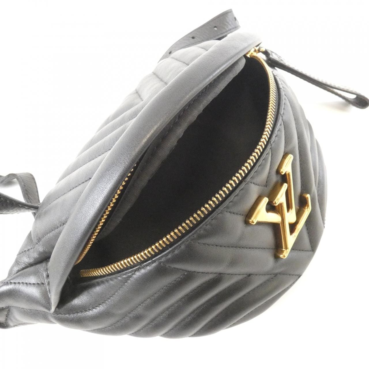 LOUIS VUITTON New Wave LOUIS VUITTON New Wave 腰包 M53750 肩背包