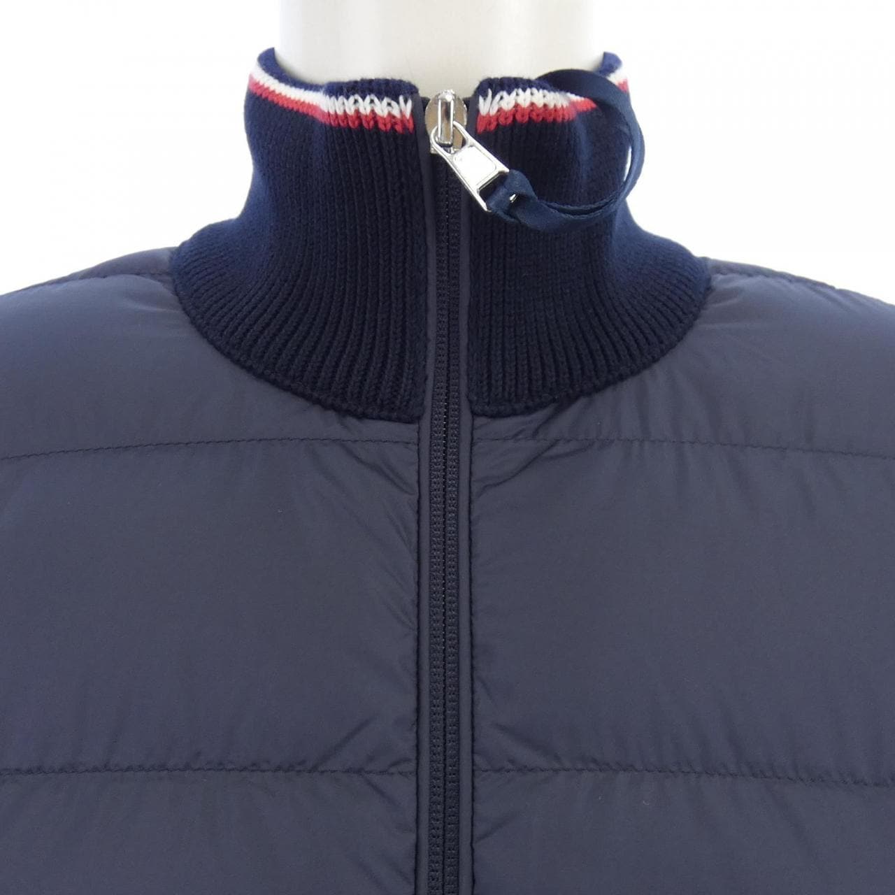 【新品】モンクレール MONCLER K20919B00003 ダウンジャケット