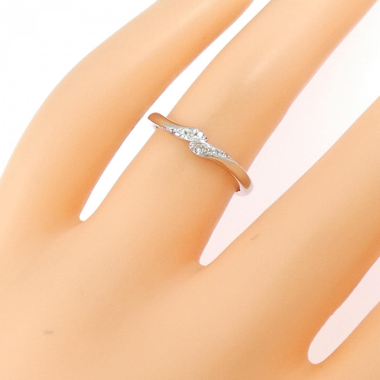 PT950 ダイヤモンド リング 0.044CT