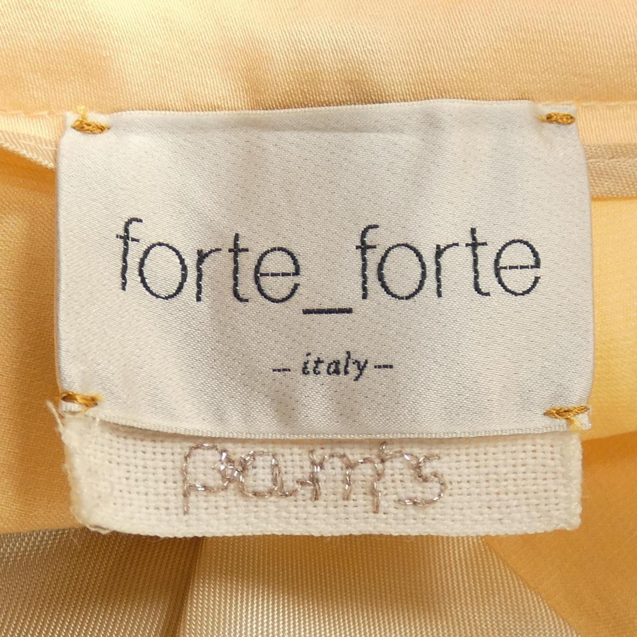 フォルテフォルテ forte-forte パンツ