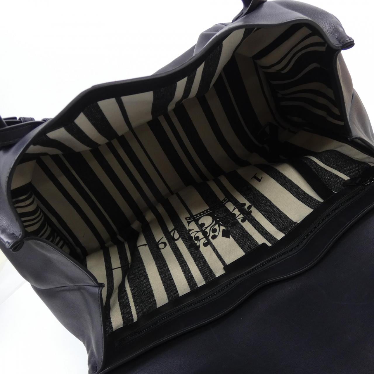 デルボー DELVAUX BRILLANT L'XXL AA0501BNG BAG