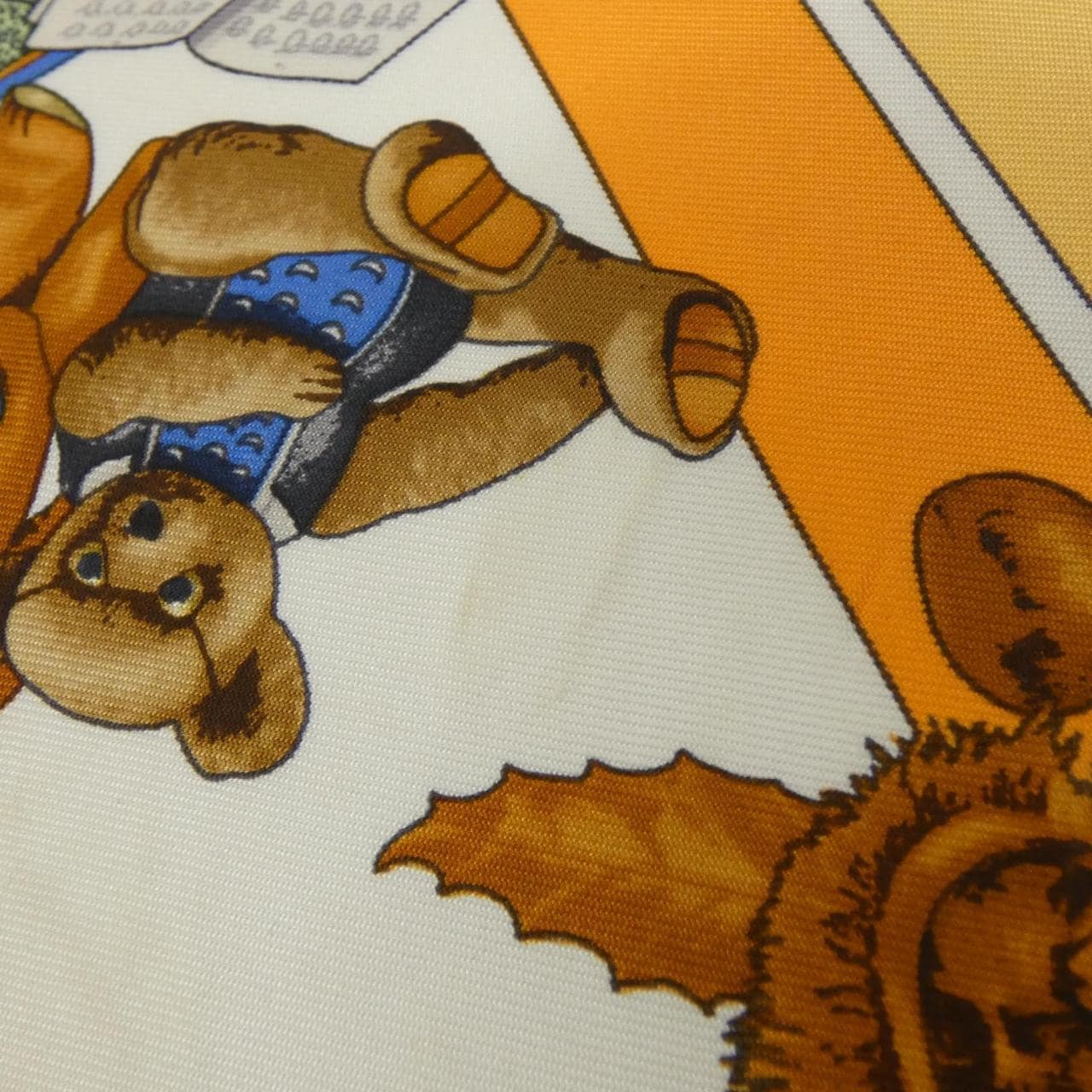 エルメス ガヴロッシュ プチスカーフ