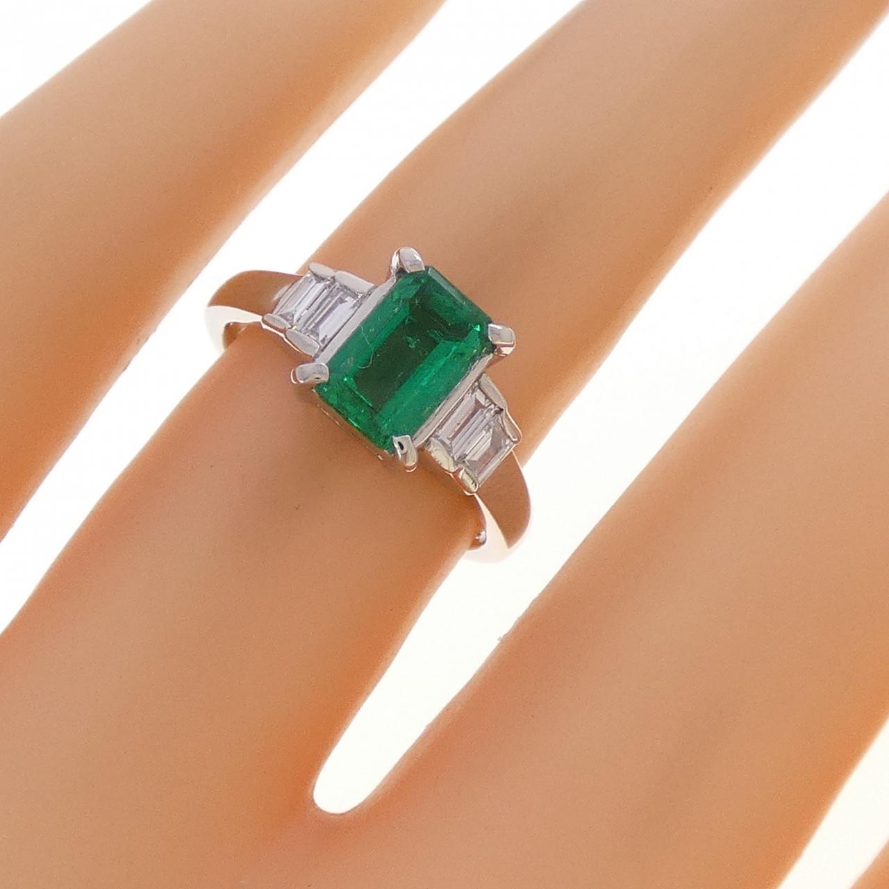 PT900 エメラルド リング 0.98CT
