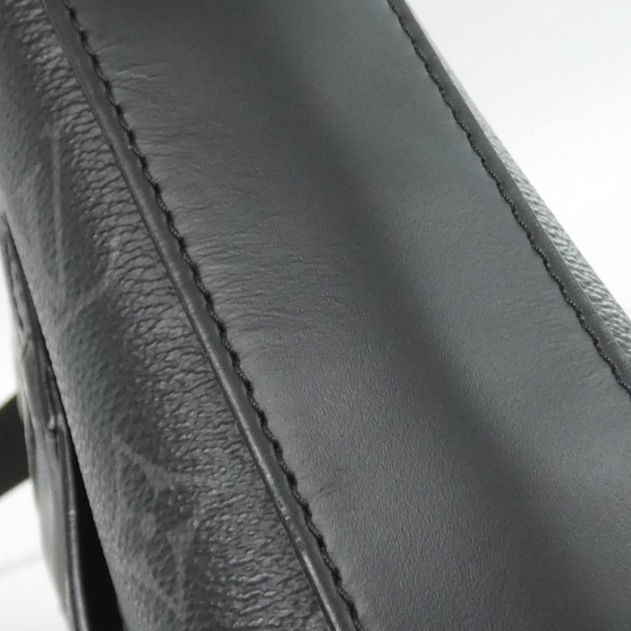 ルイヴィトン モノグラム エクリプス オディセ メッセンジャー PM M44223 ショルダーバッグ