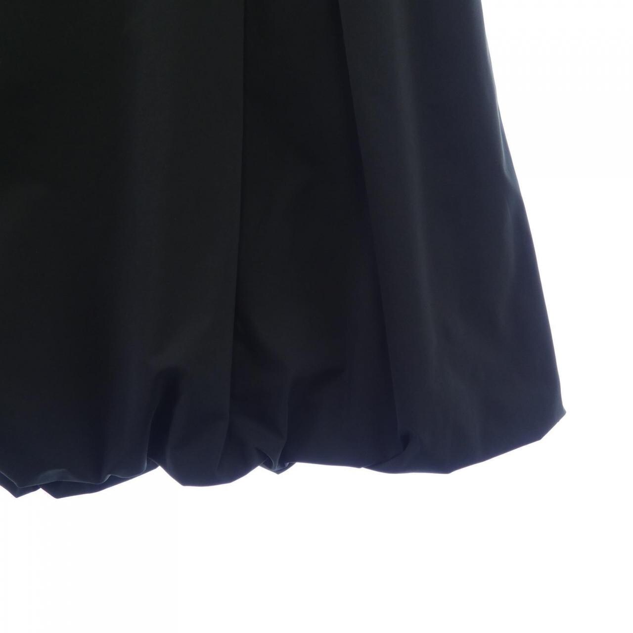 トゥービーシック TO BE CHIC スカート