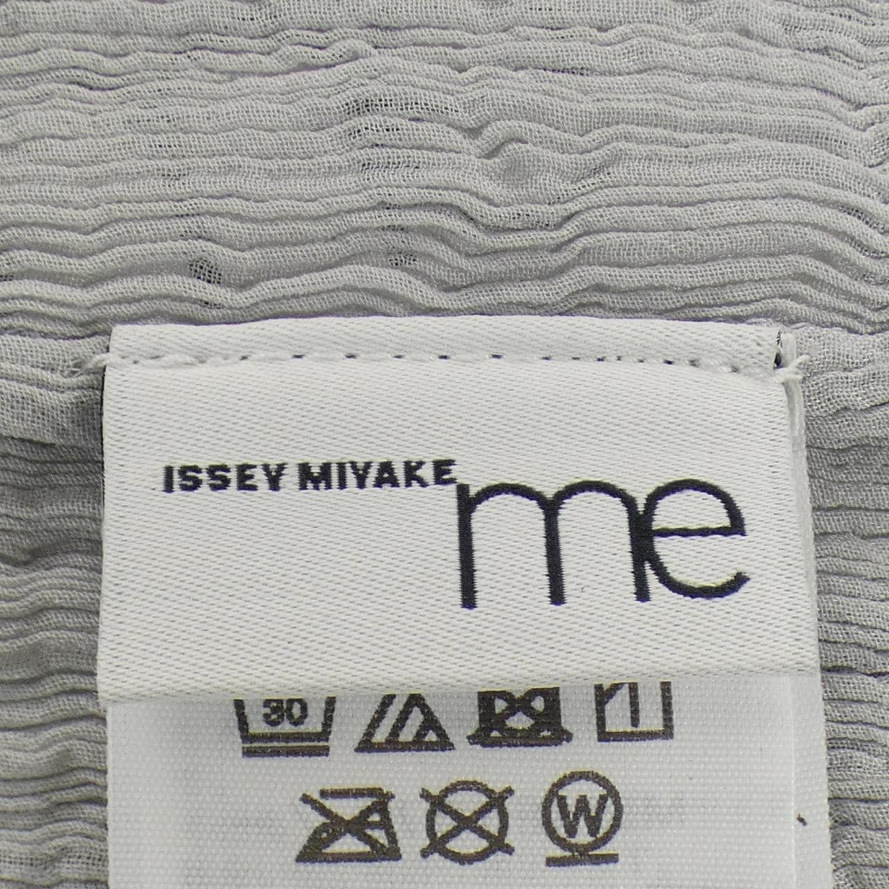イッセイミヤケ ISSEY MIYAKE MI54FT373 トップス