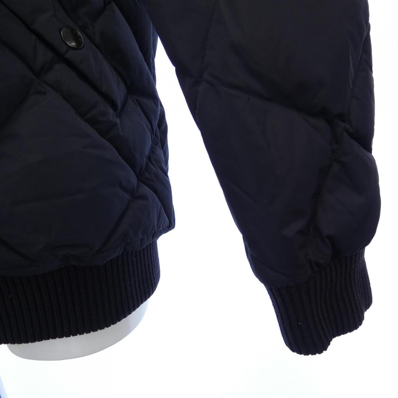 MONCLER蒙克勒羽绒服