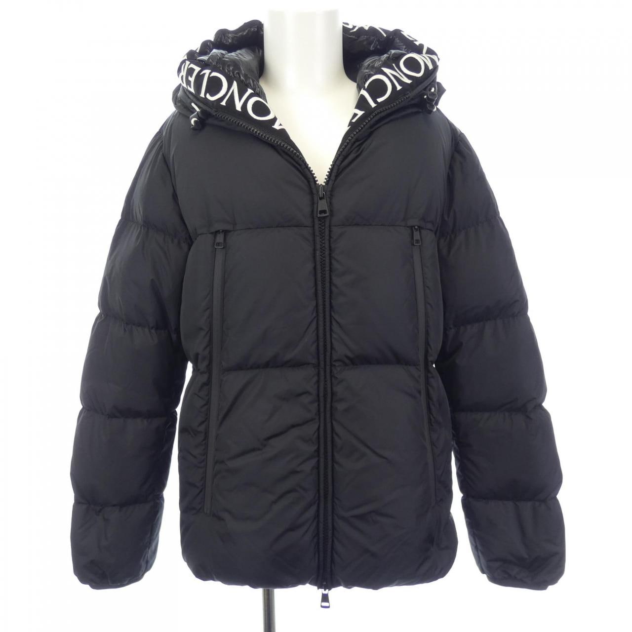 モンクレール MONCLER ダウンジャケット