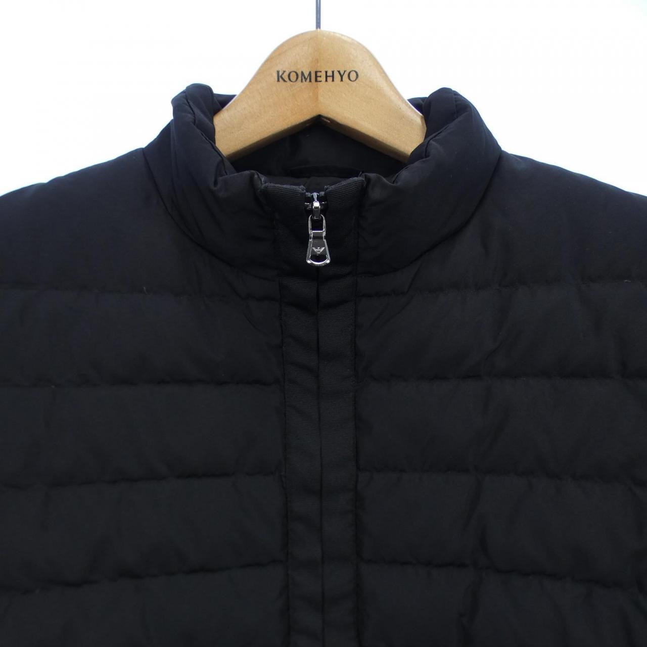 EMPORIO ARMANI安普里奧·阿瑪尼羽絨服