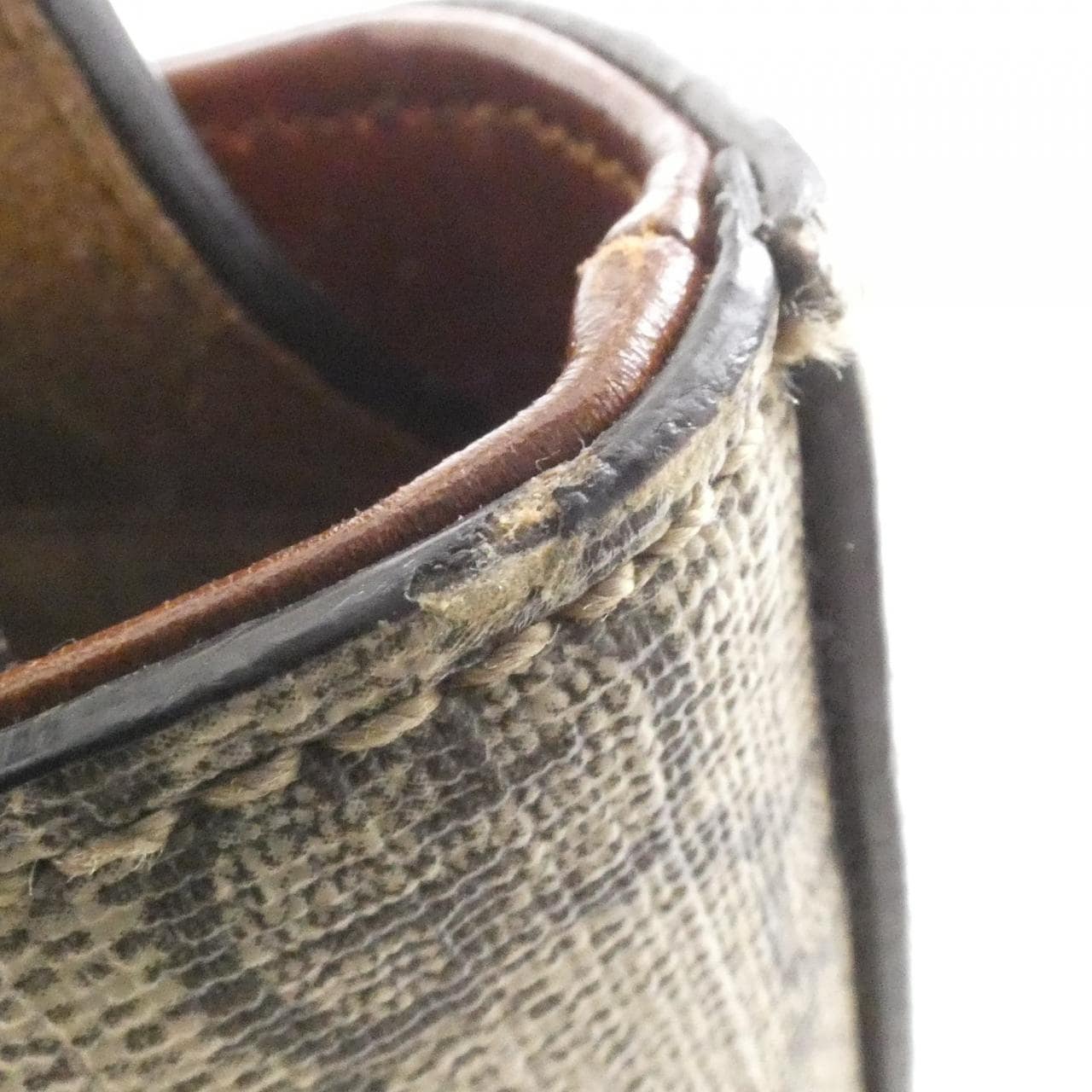 グッチ 415721 KLQHG バッグ