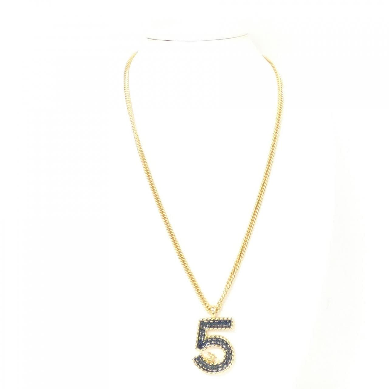 CHANEL necklace