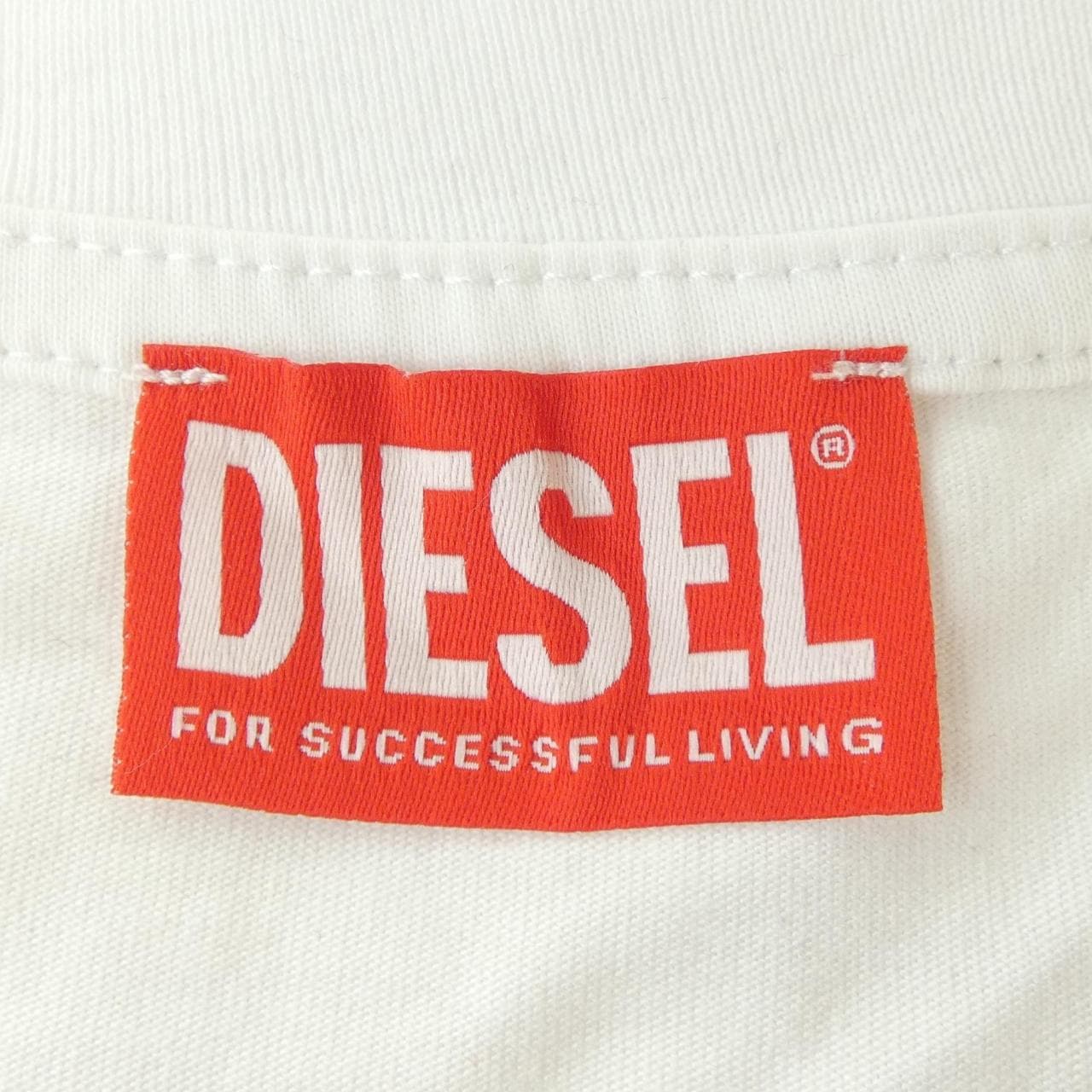 ディーゼル DIESEL Tシャツ