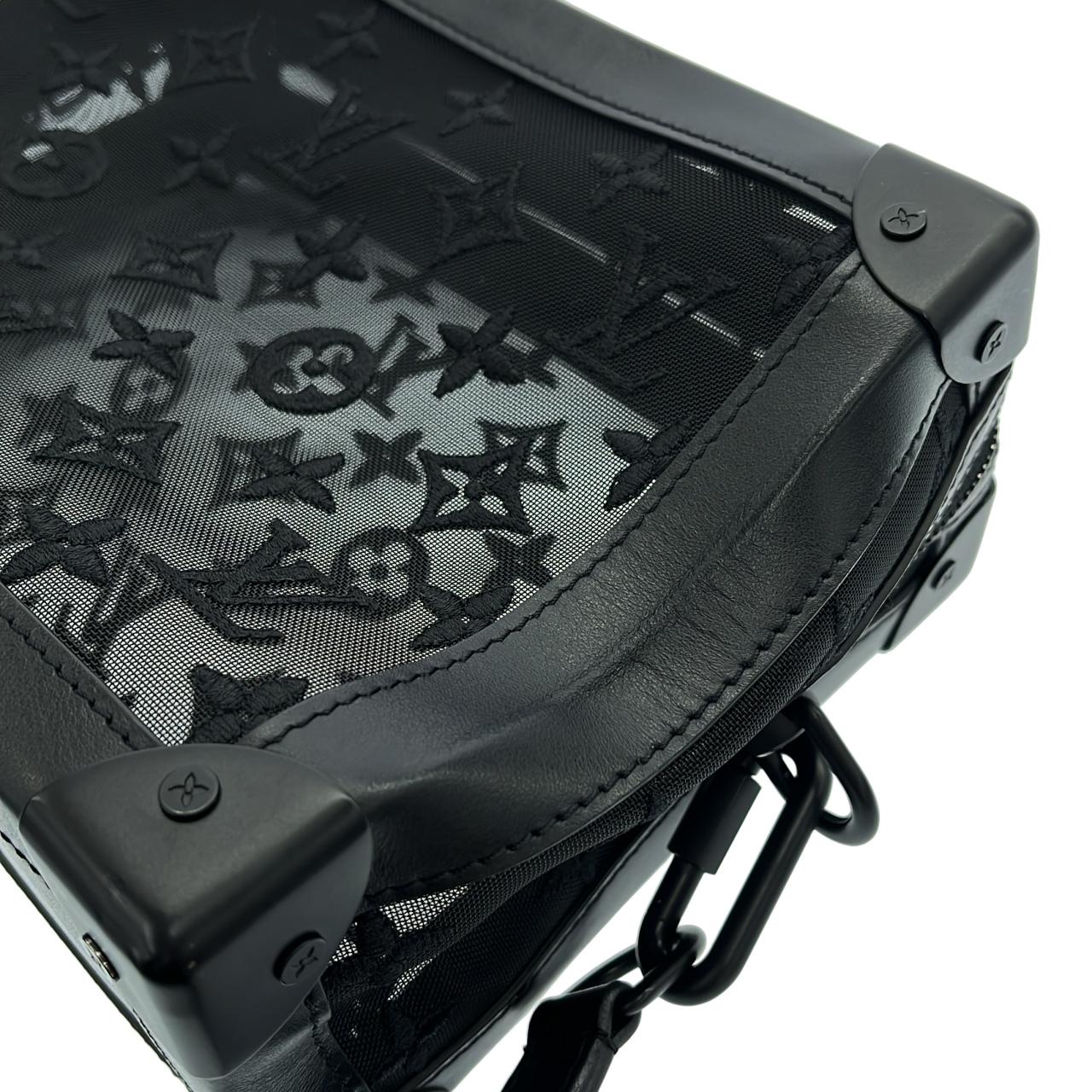 ルイヴィトン モノグラム ソフトトランク M53964 ショルダーバッグ