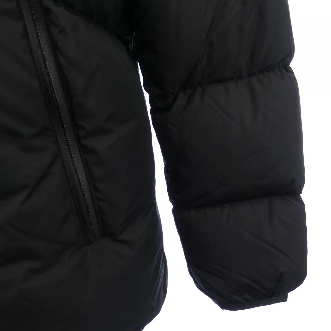 モンクレール MONCLER MONTCLA ダウンジャケット