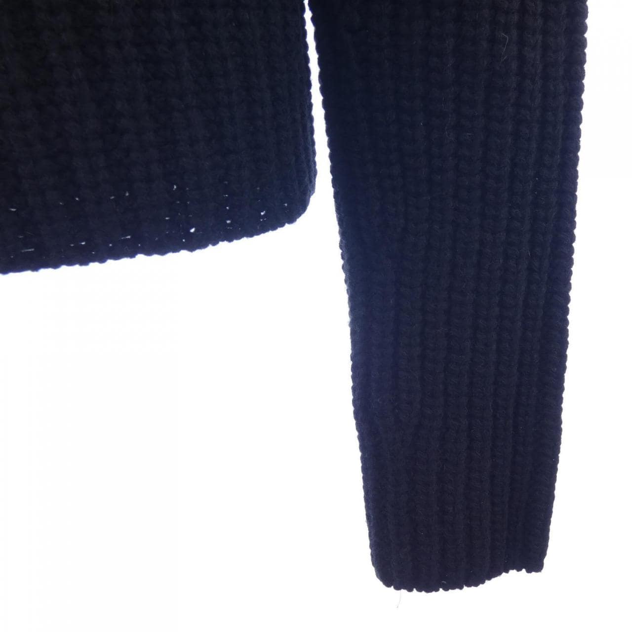 ジェイダブルアンダーソン J.W.ANDERSON KW0731YN0204999 ニット