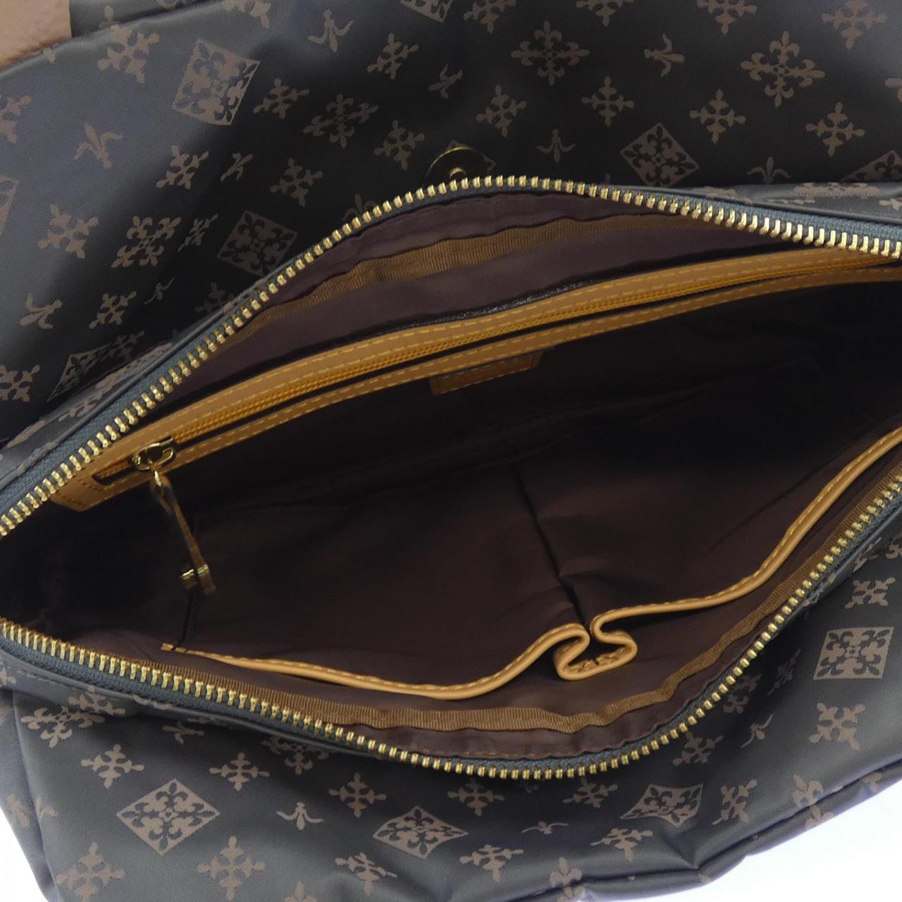 ラシット russet BAG