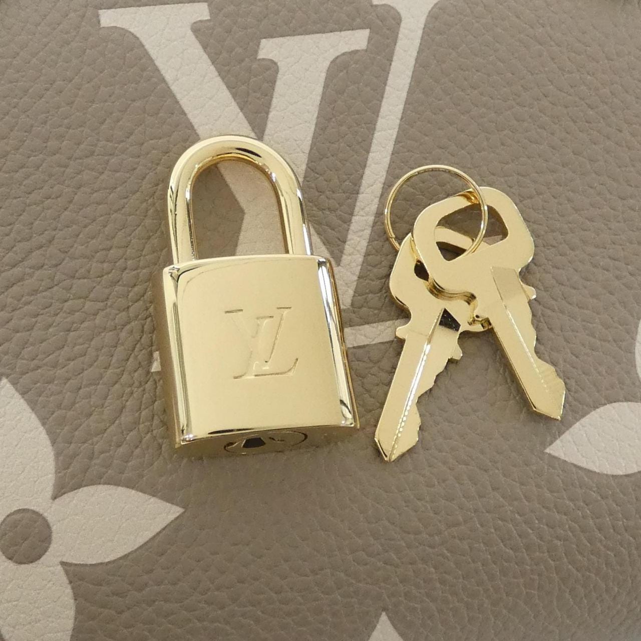 ルイヴィトン バイカラー モノグラム アンプラント スピーディ バンドリエール 20cm M46575 ボストンバッグ