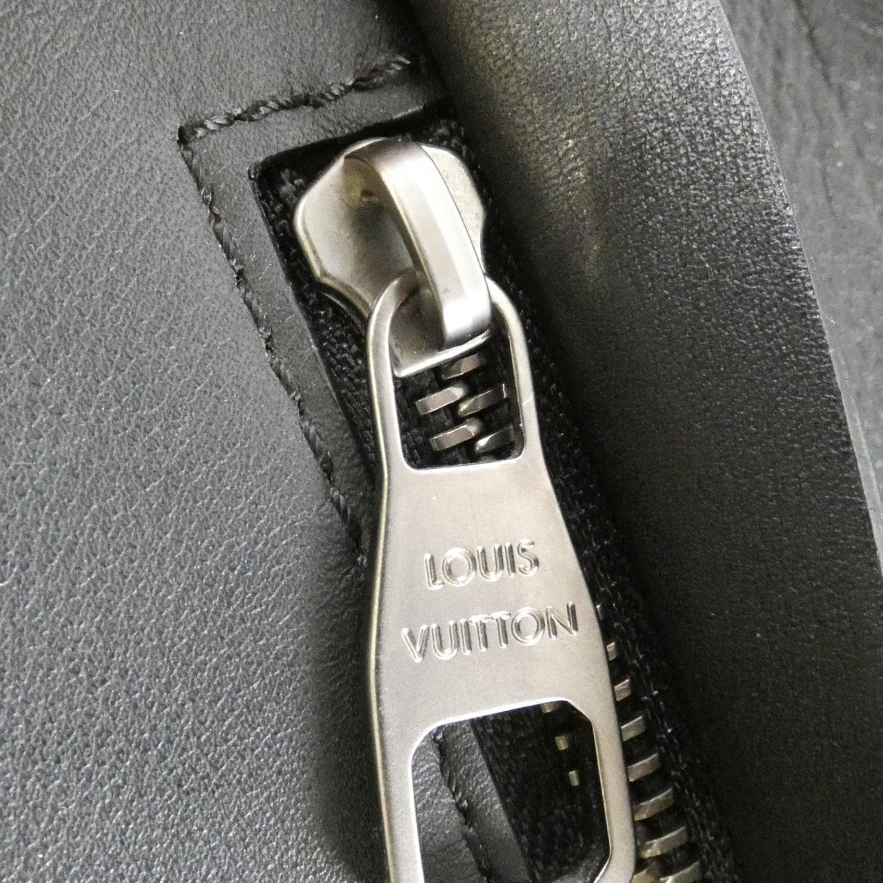 ルイヴィトン ダミエ アンフィニ カバ ヴォワヤージュ N41493 バッグ