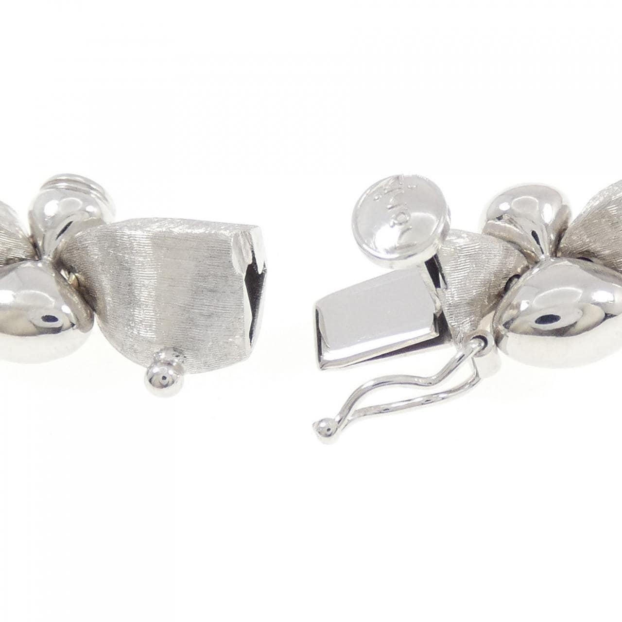 Nanis钻石项链 0.36克拉