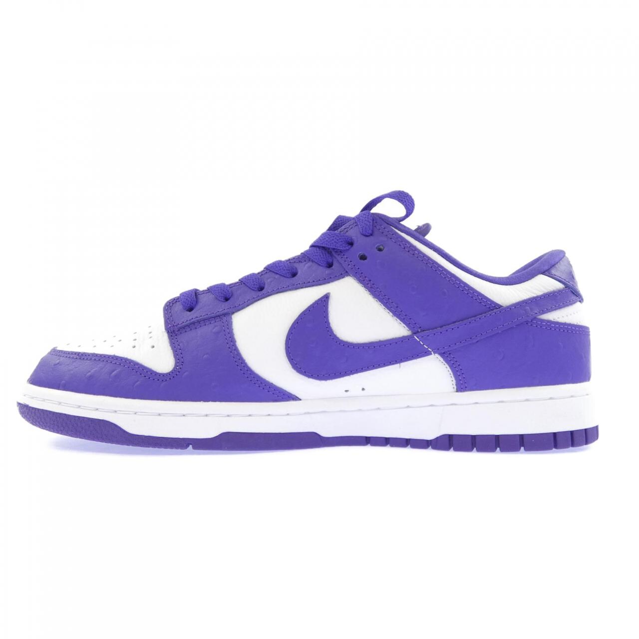 ナイキ NIKE DJ4636-100 スニーカー