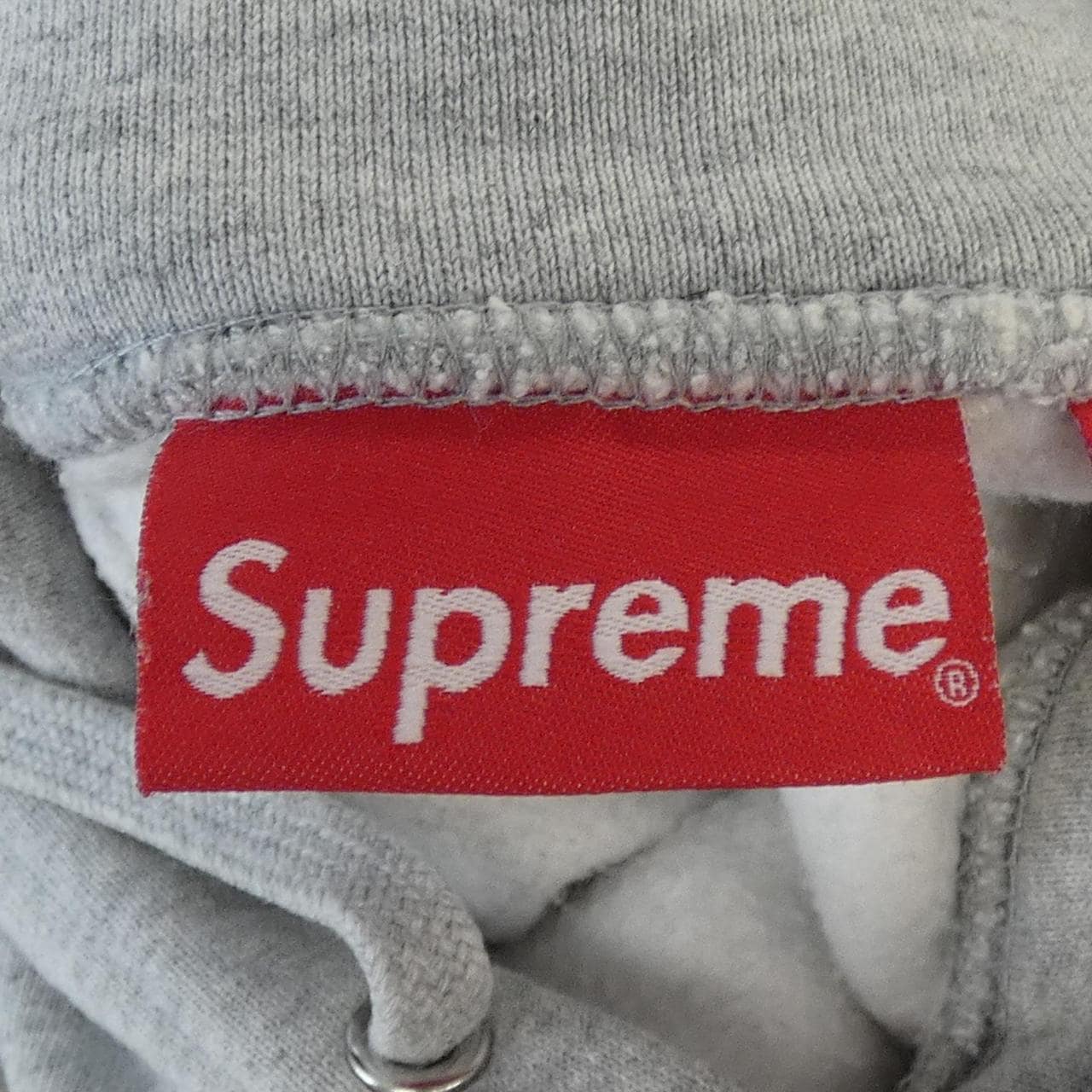 シュプリーム SUPREME パーカー