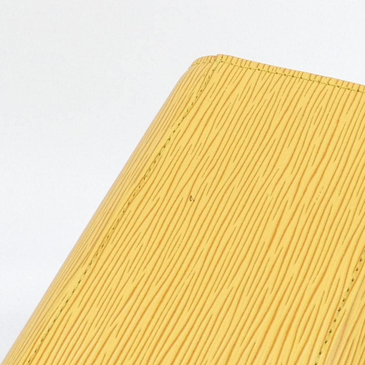 ルイヴィトン エピ ポンヌフ M52059 バッグ