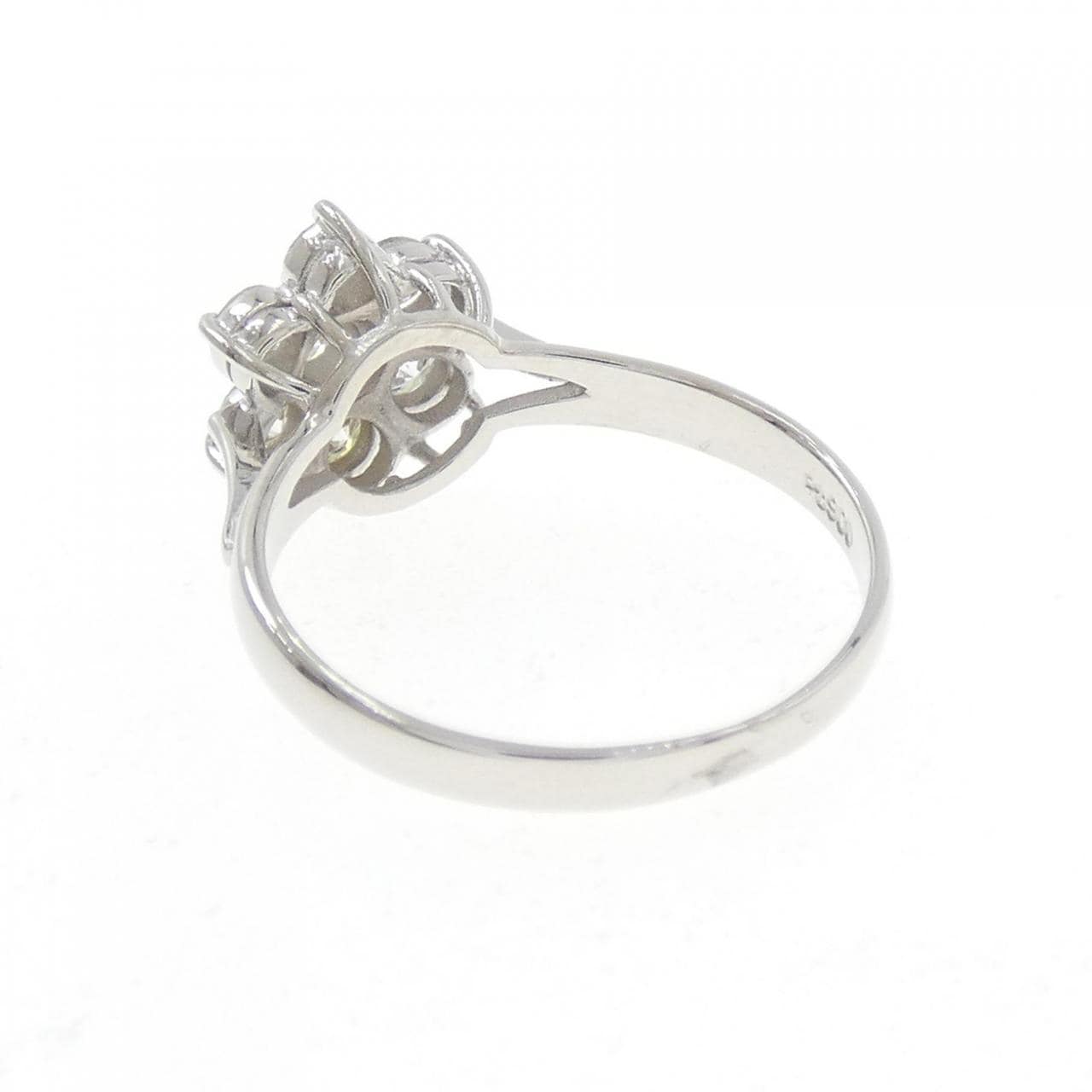 PT900 フラワー ダイヤモンド リング 0.51CT